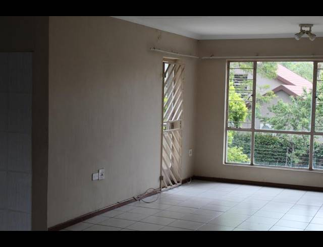 3 BEDROOM APARTMENT FOR SALE IN VORNA VALLEY